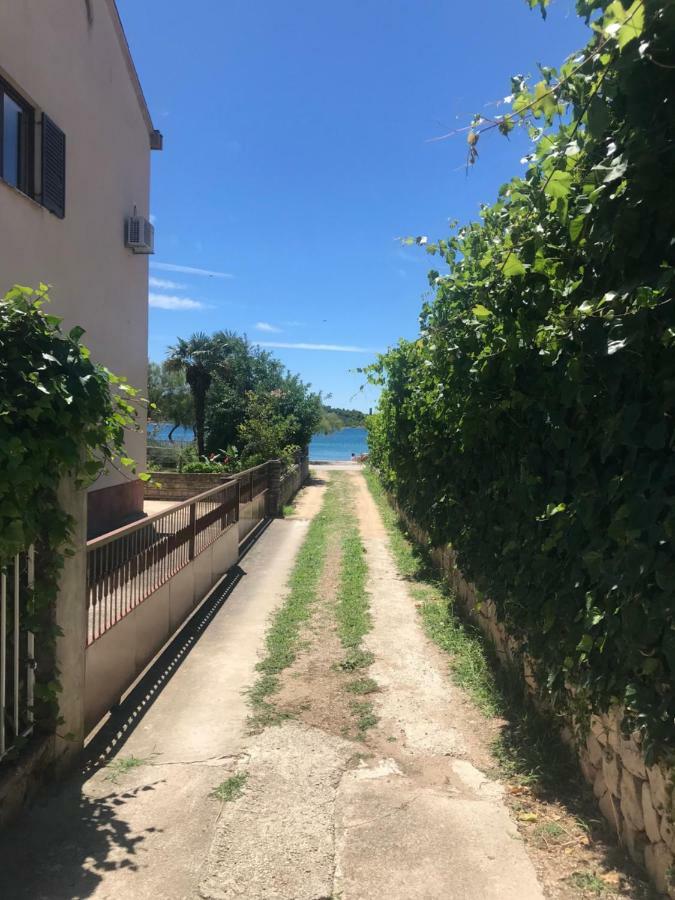 Apartment Mila Srima Dış mekan fotoğraf